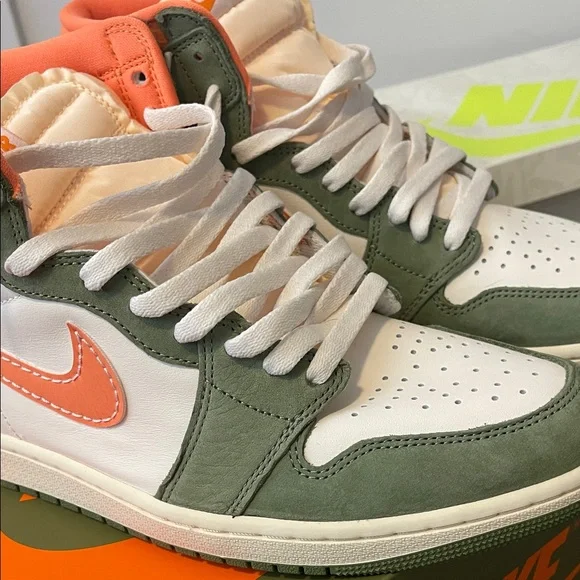 Jordan Air Jordan 1 Retro High OG Craft - Celadon and Orange - Picture 5 of 8